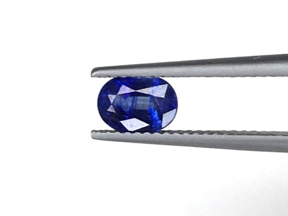 Natural Blue Sapphire 7x5mm Oval Shape Loose Gemstones Precious Certified Stones