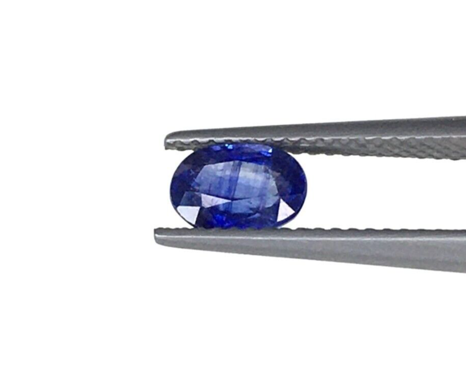Natural Blue Sapphire 7x5mm Oval Shape Loose Gemstones Precious Certified Stones
