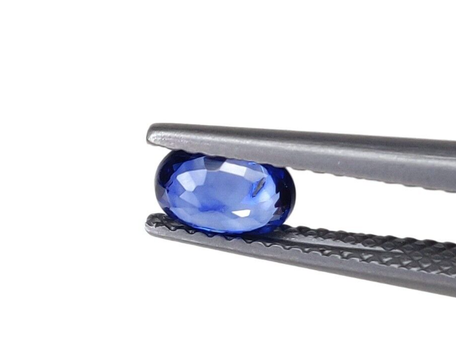 Natural Blue Sapphire 6x4mm Oval Precious Loose Gemstone For Gift Jewelry Making