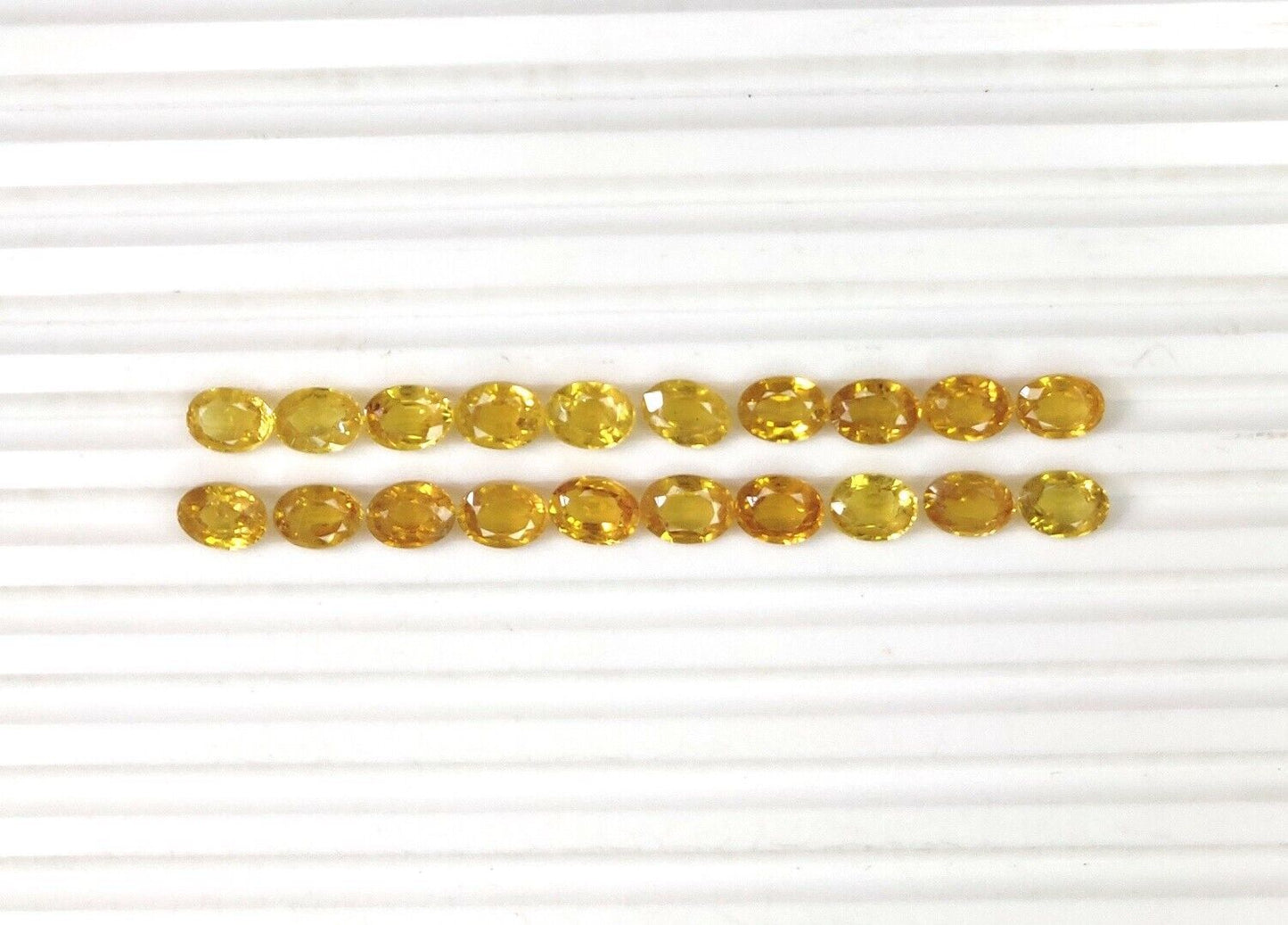 Top Quality Natural Yellow Sapphire 7x5mm Oval Shape Precious Loose Gemstone