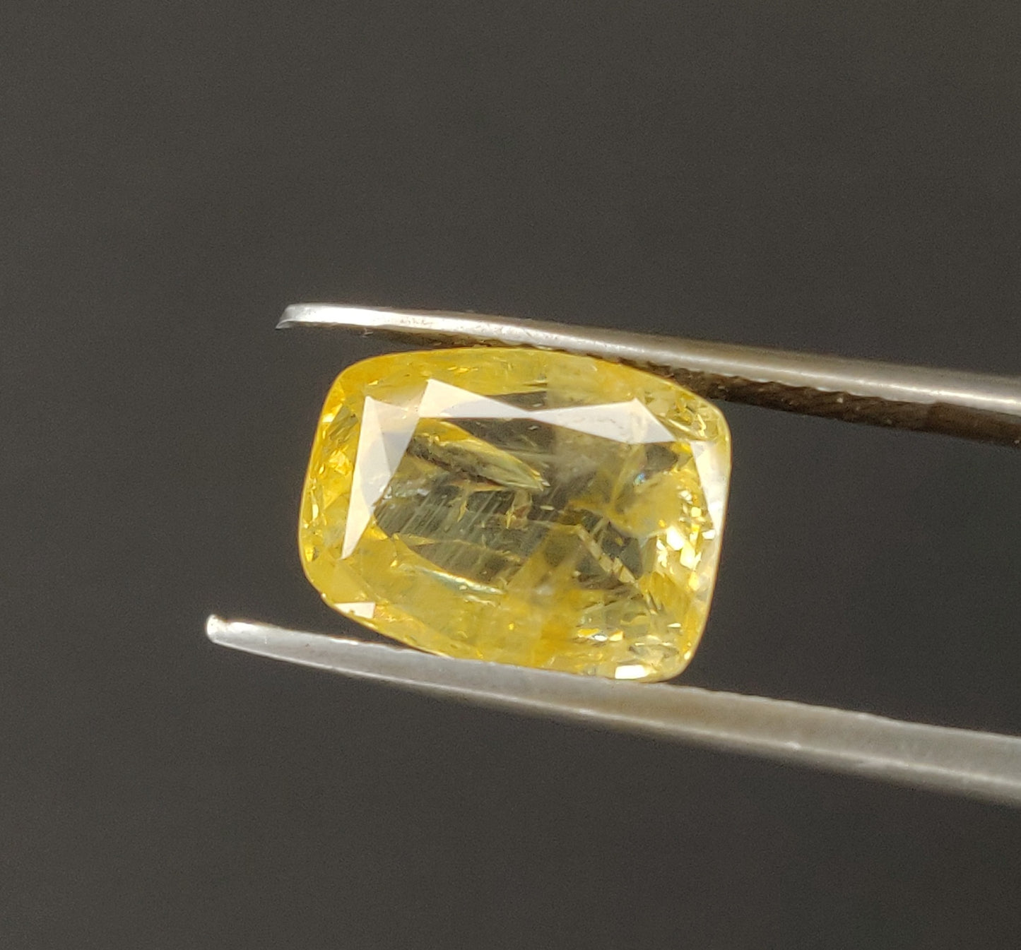 Natural Yellow Sapphire | 5.18cts