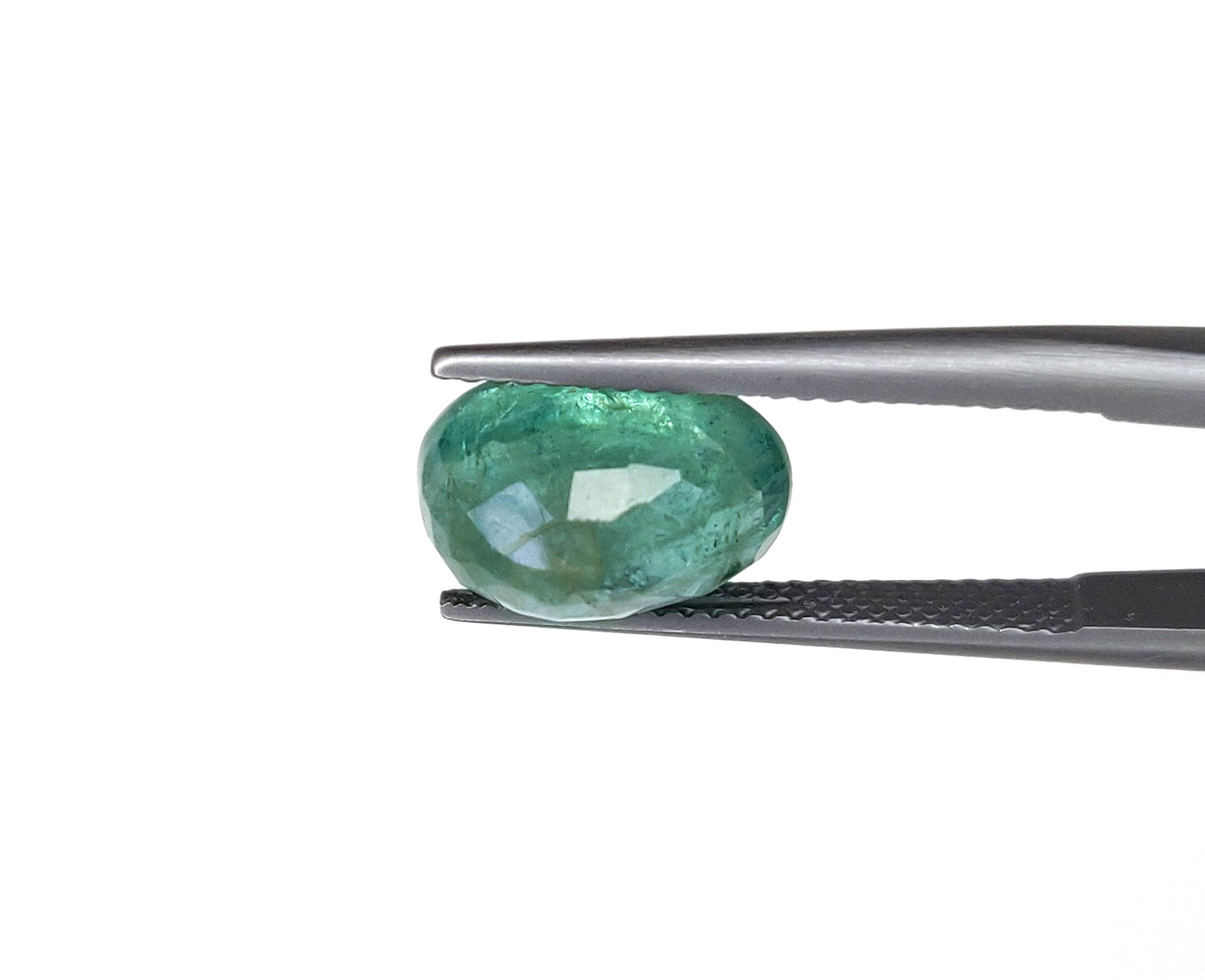 Certified Natural Zambian Emerald 4.65 Carats Oval Shape Loose Gemstone