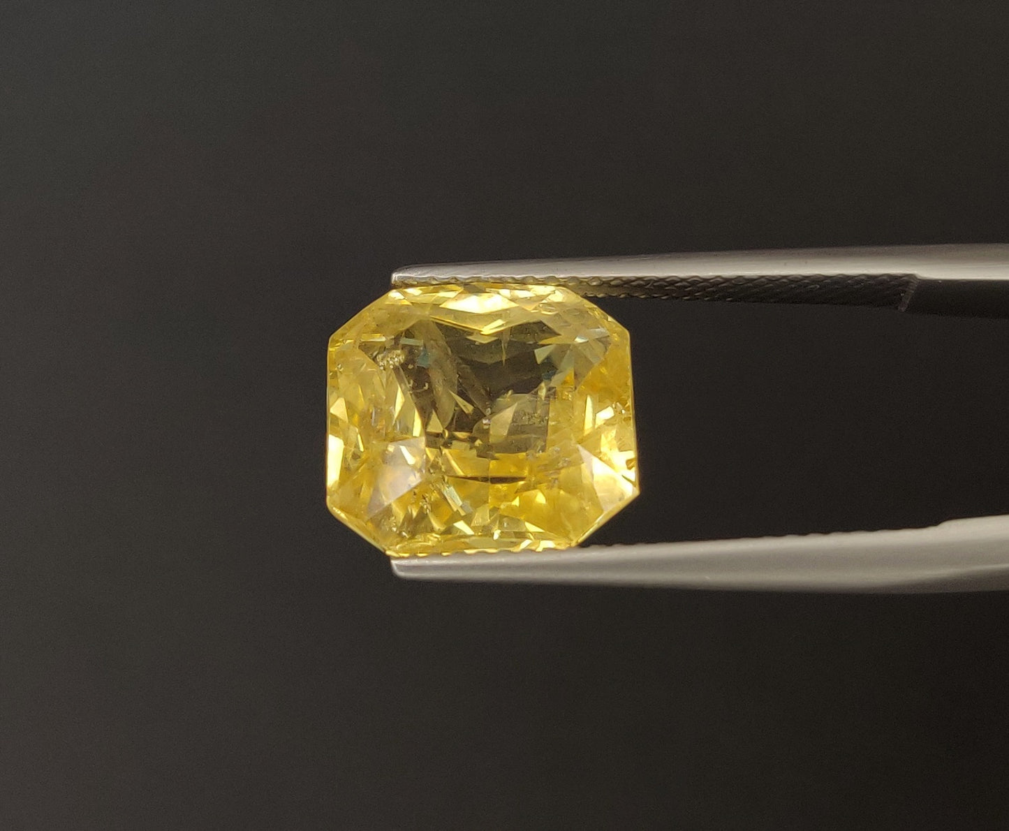 GSI Certified Natural Yellow Sapphire Gemstones | 10.55cts