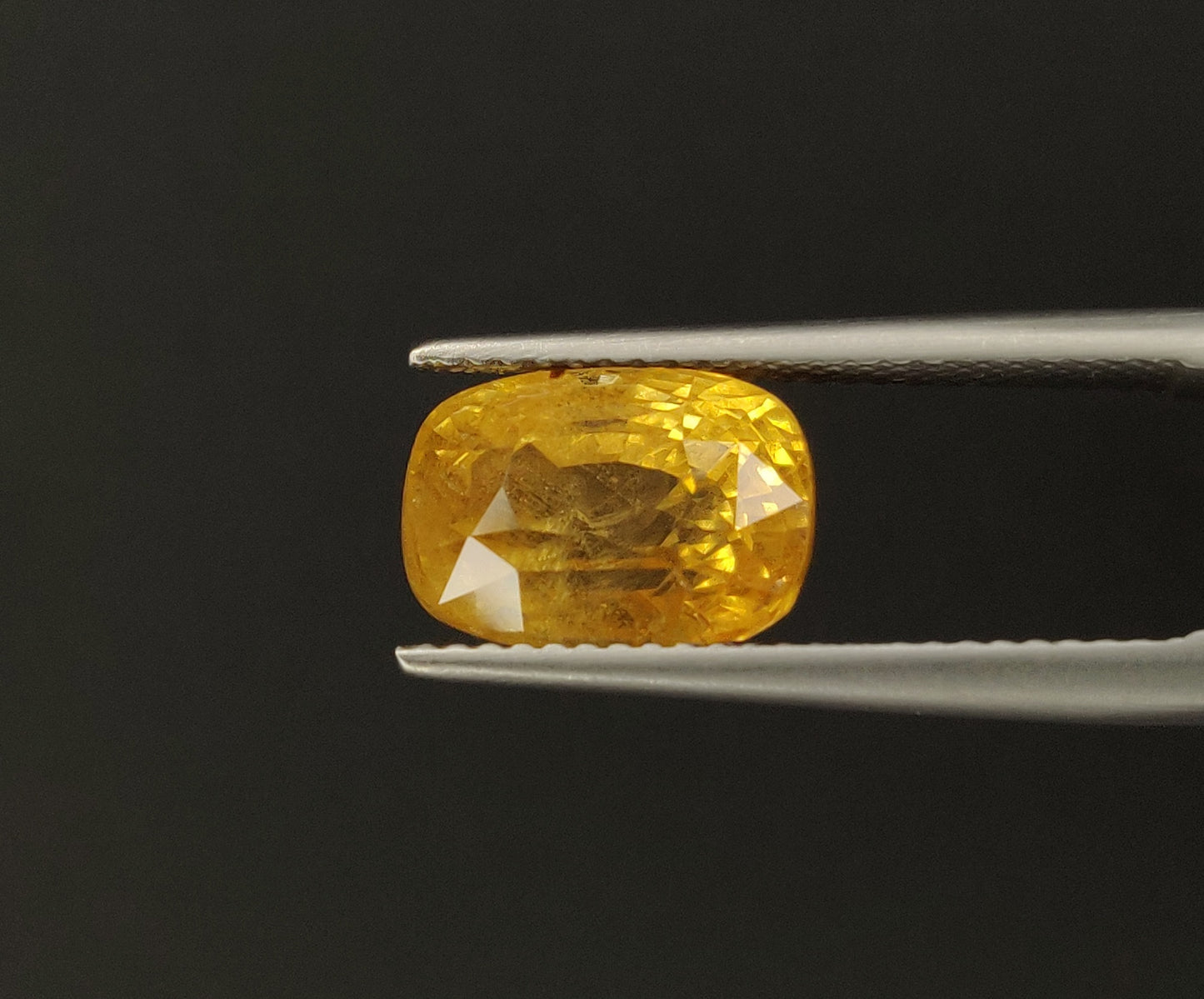 Natural Ceylon Yellow Sapphire | 6.39cts