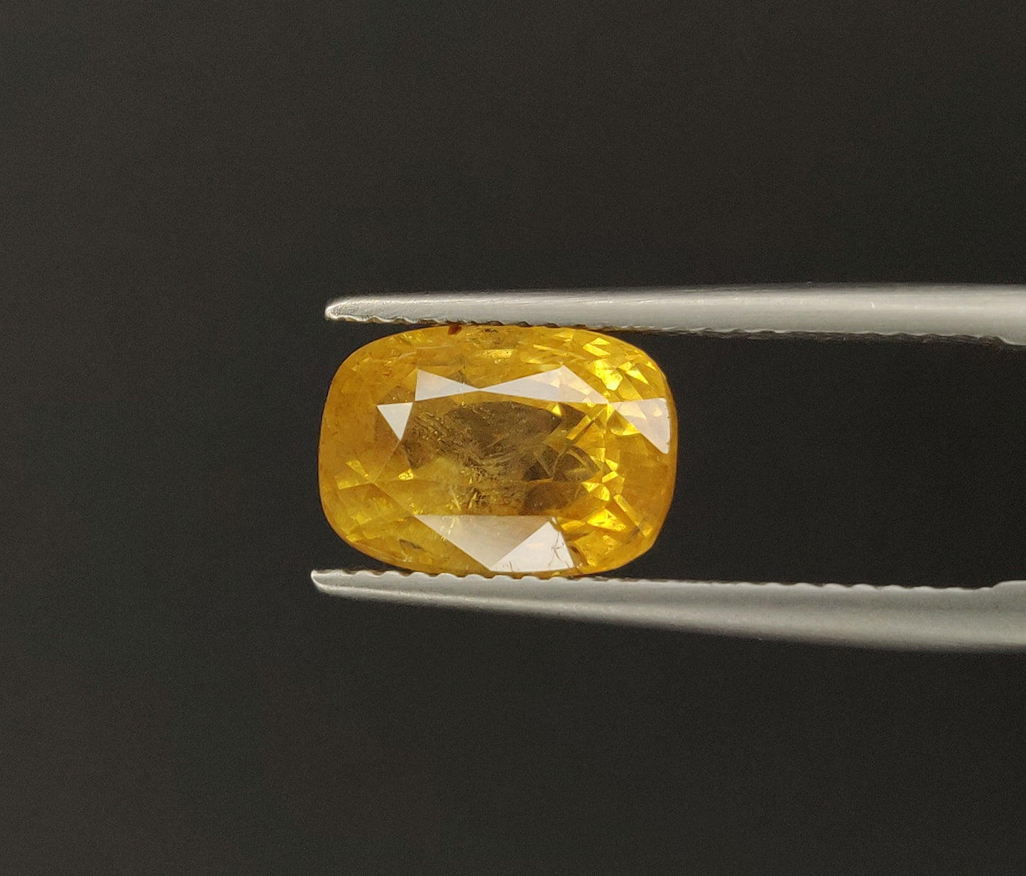 Natural Ceylon Yellow Sapphire | 6.39cts
