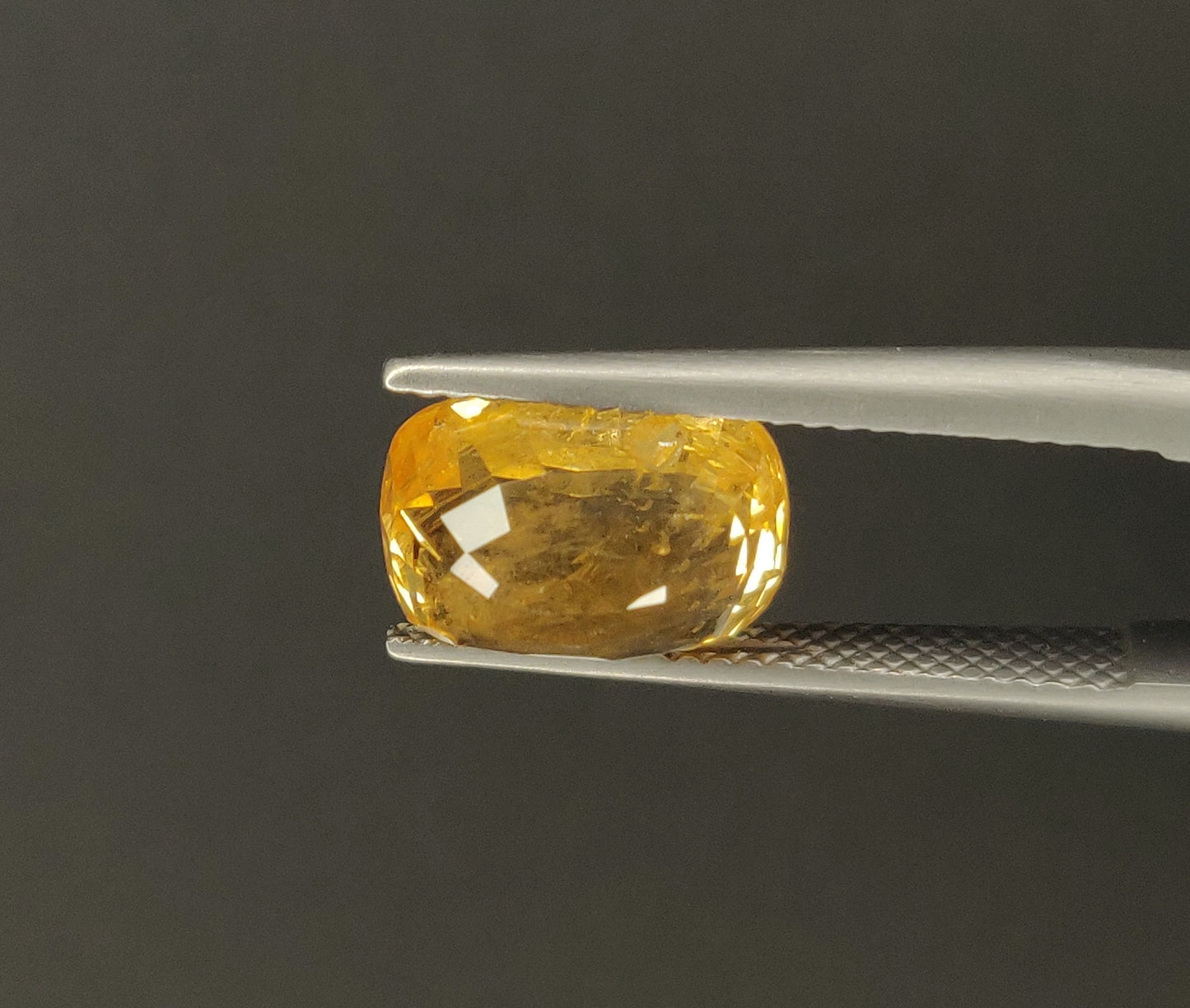 Natural Ceylon Yellow Sapphire | 6.39cts