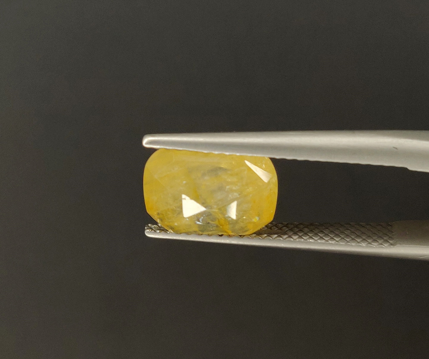 Natural Yellow Sapphire | 3.90cts