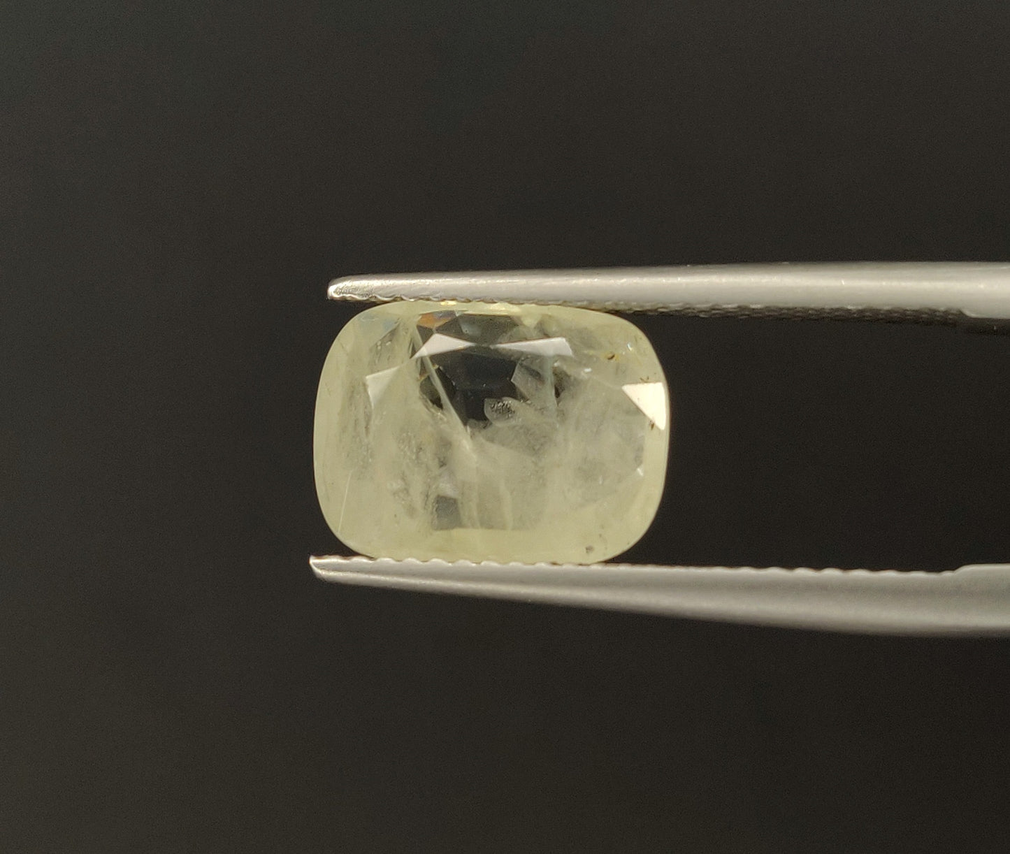 Natural Yellow Sapphire | 3.95cts