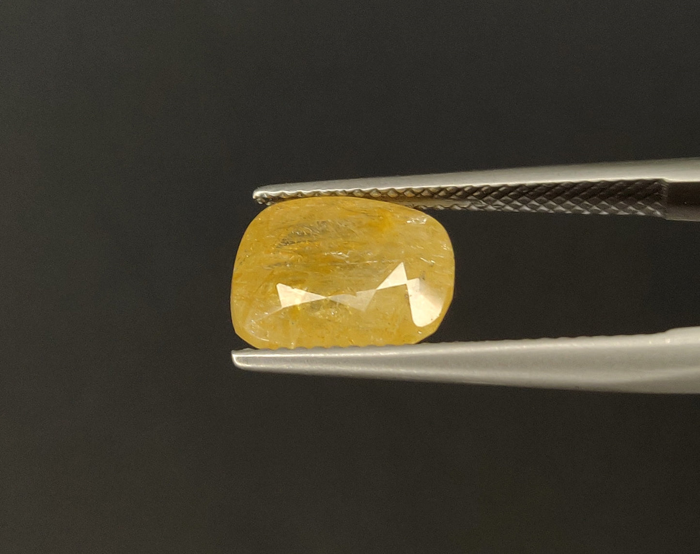 Natural Yellow Sapphire | 5.89cts