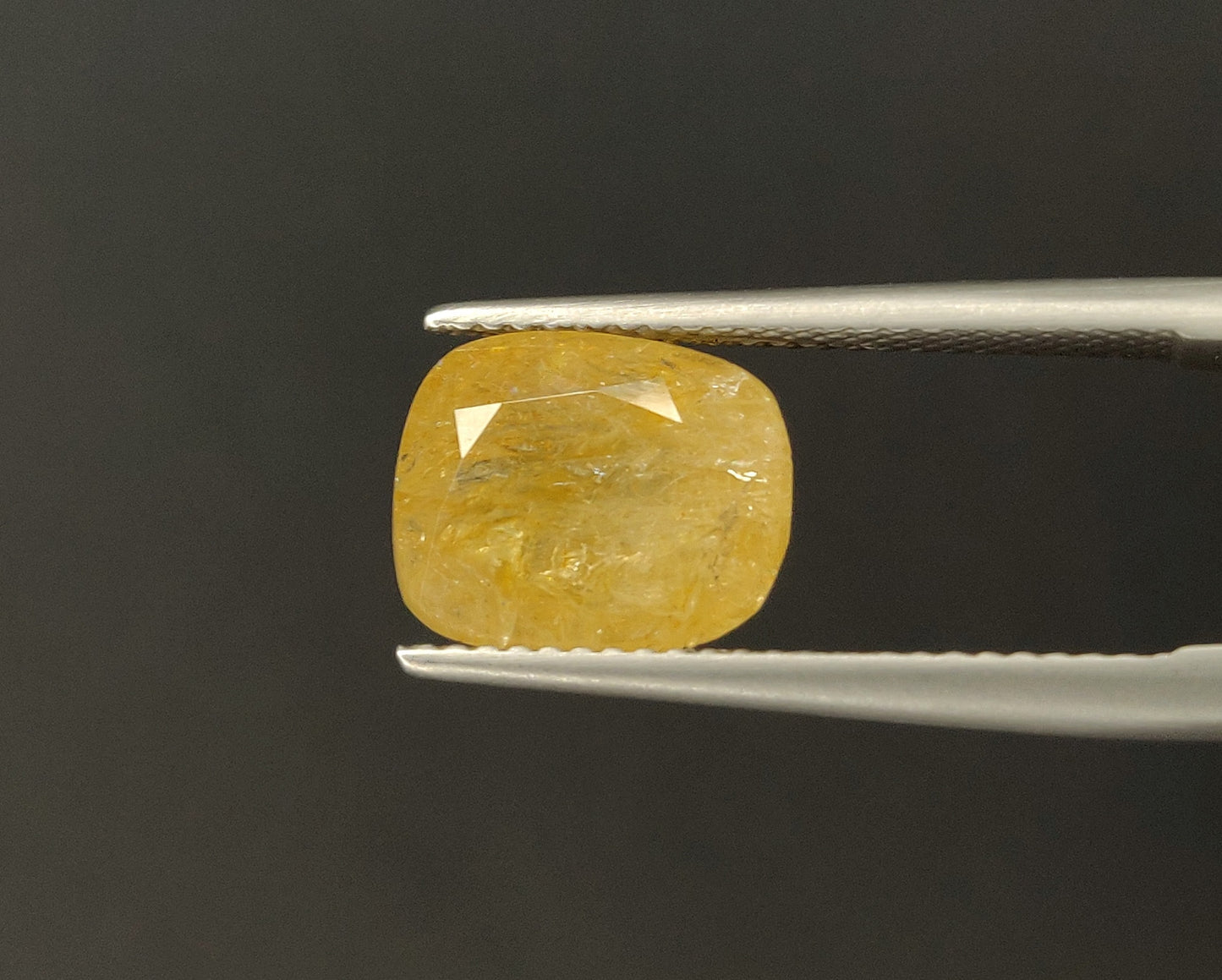 Natural Yellow Sapphire | 5.89cts