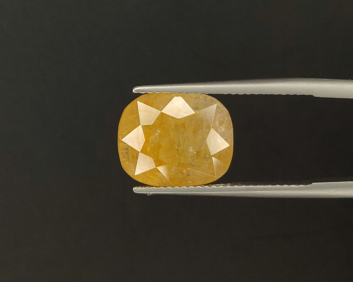 Natural Yellow Sapphire | 10.78cts