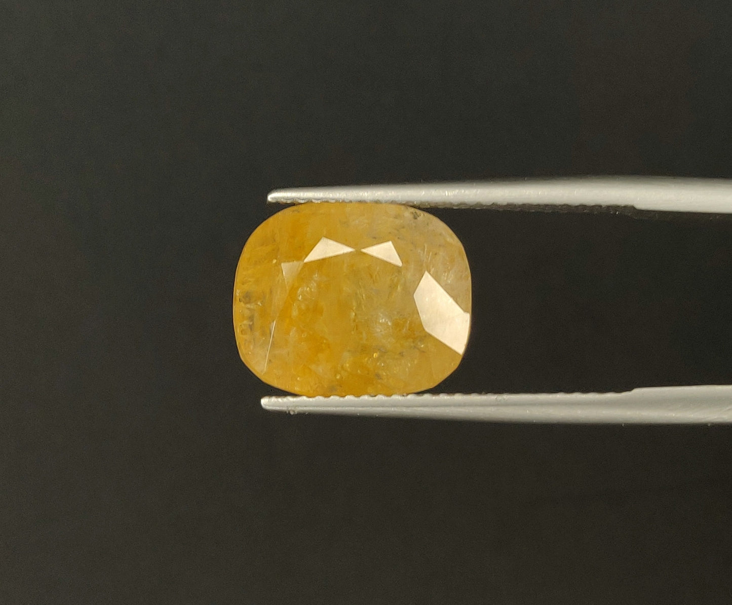 Natural Yellow Sapphire | 10.78cts