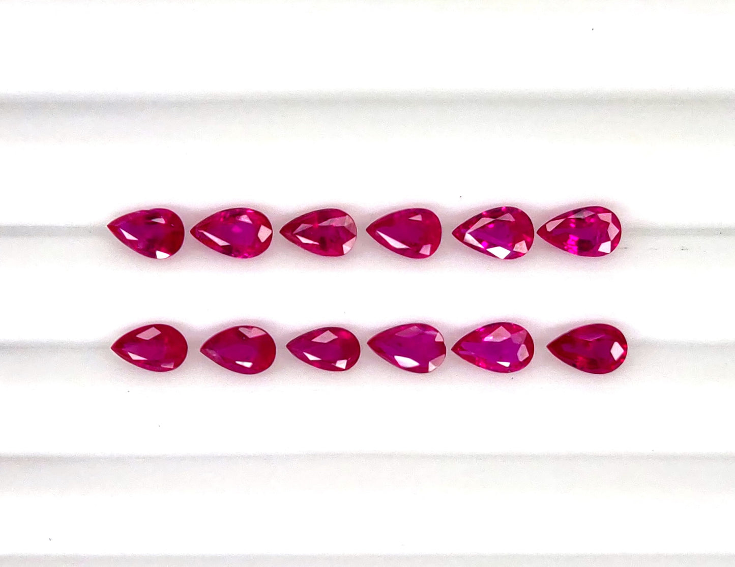 Natural Ruby Mozambique Pear 5x3mm