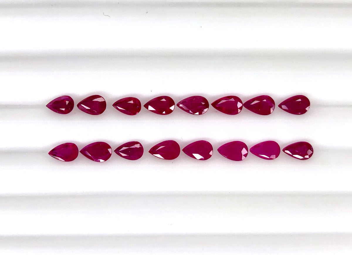 Natural Ruby Mozambique Pear 5x3 MM