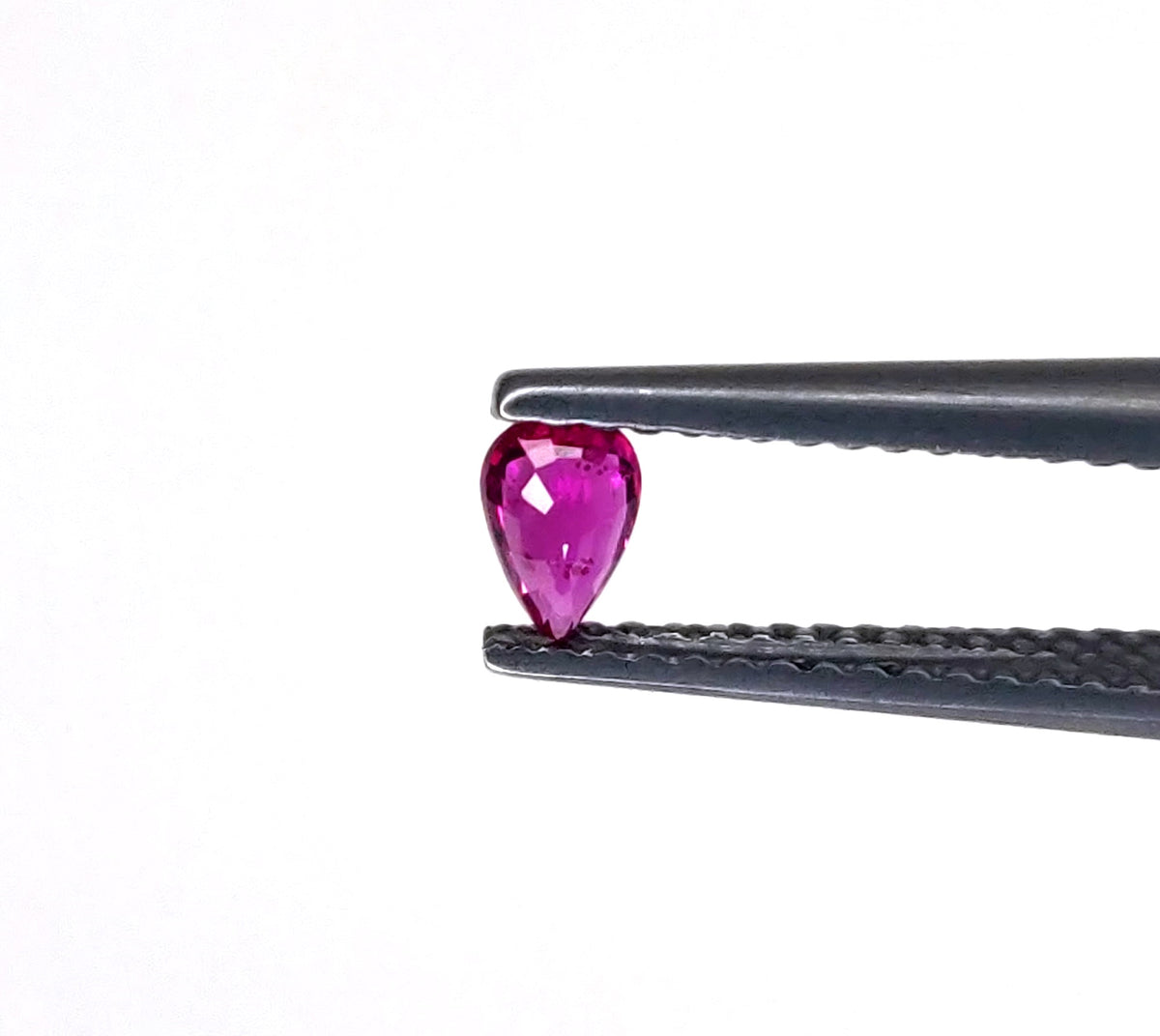 Natural Ruby Mozambique Pear 5x3 MM