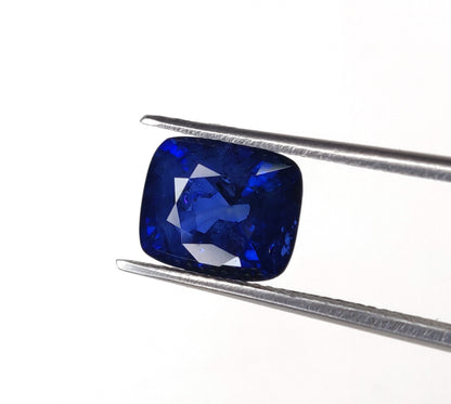 Natural Blue Sapphire - Diffuse Cushion Faceted Gemstone | 4.83cts