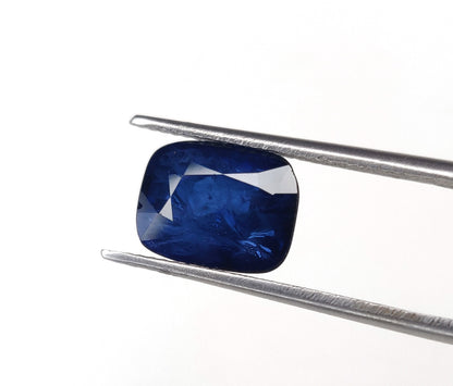 Natural Blue Sapphire - Diffuse Cushion Faceted Gemstone | 5.15cts