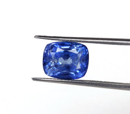 Natural Blue Sapphire - Diffuse Cushion Faceted Gemstone | 6.32cts