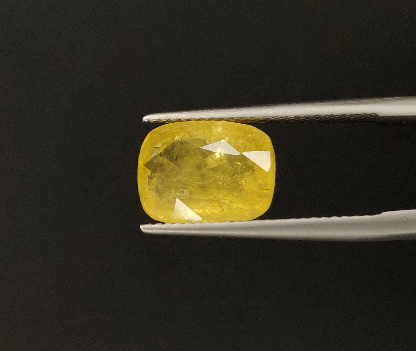 Natural Ceylon Yellow Sapphire | 7.30cts