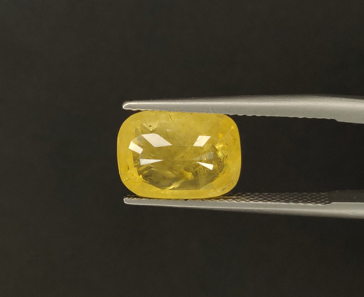 Natural Ceylon Yellow Sapphire | 7.30cts