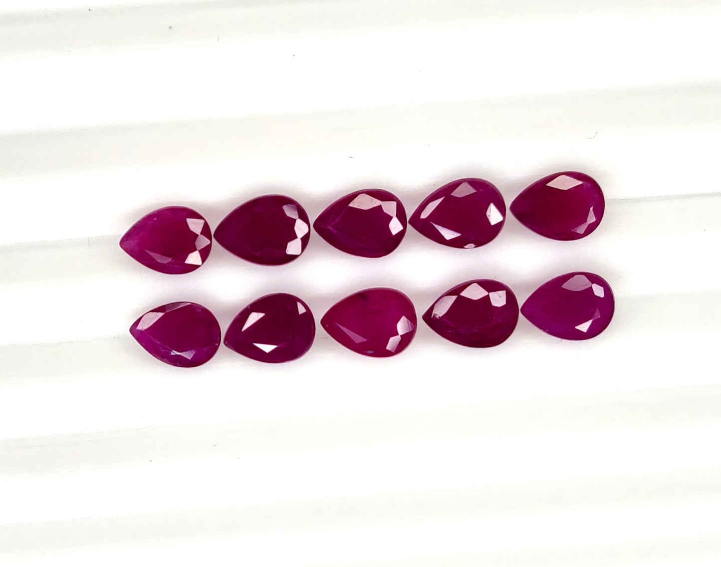 Natural Madagascar Ruby Pear 7x5mm