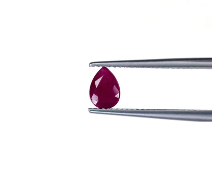 Natural Madagascar Ruby Pear 7x5mm
