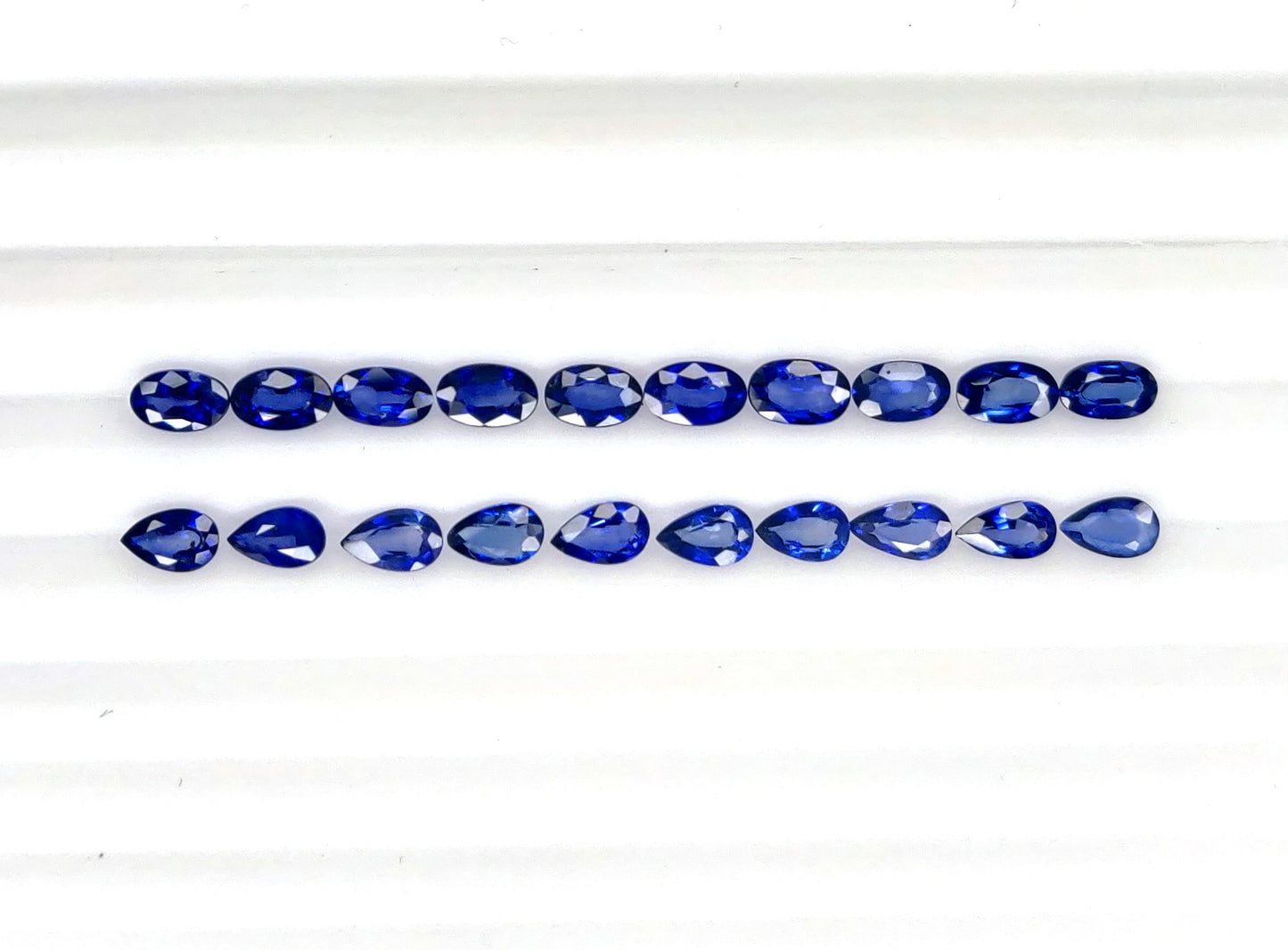 Natural Madagascar Blue Sapphire Oval/Pear 5x3mm