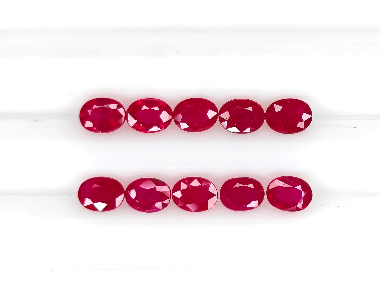 Natural Ruby Mozambique Oval 4x3 MM