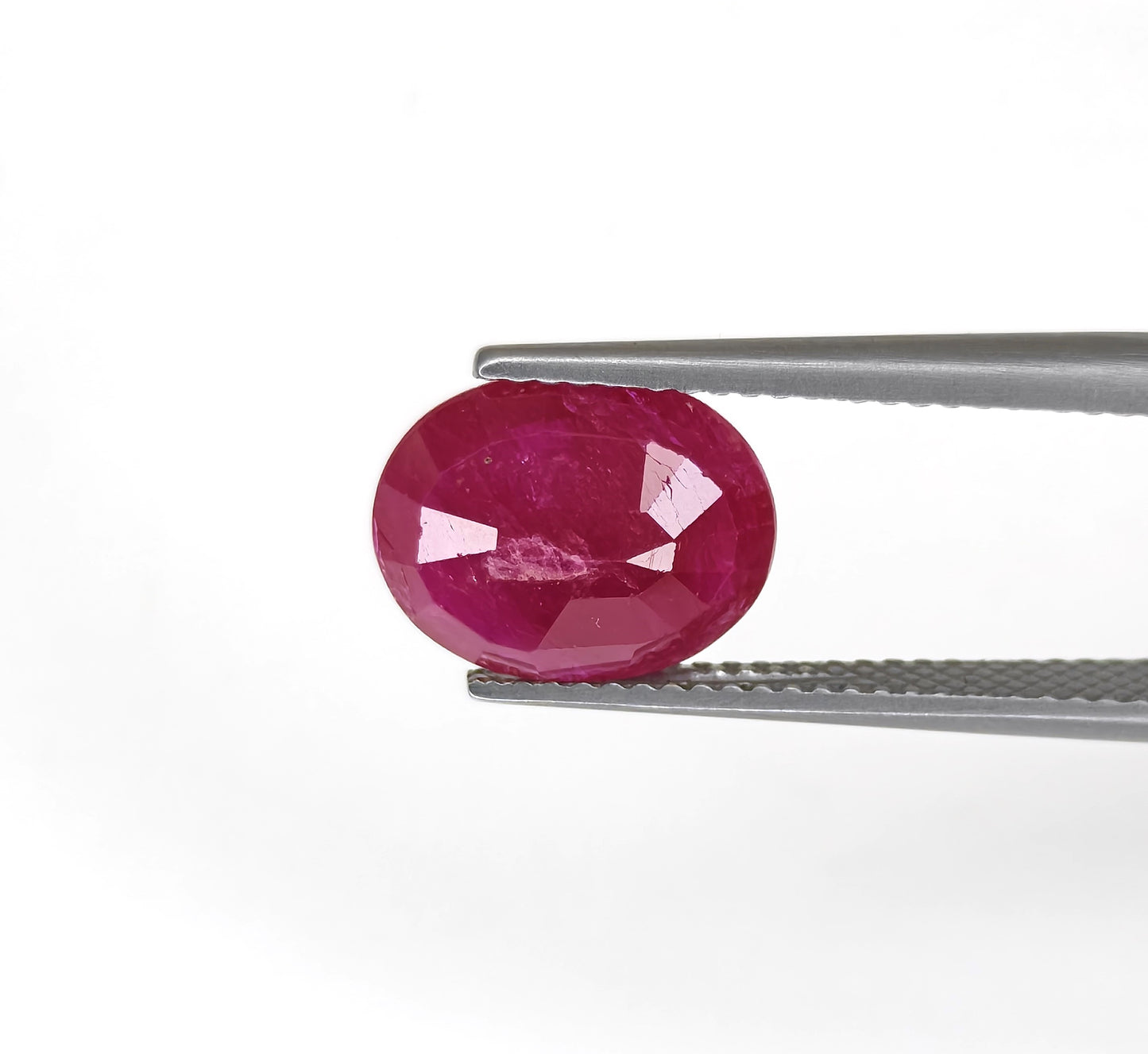 Natural Ruby Mozambique Oval 4.14 carat