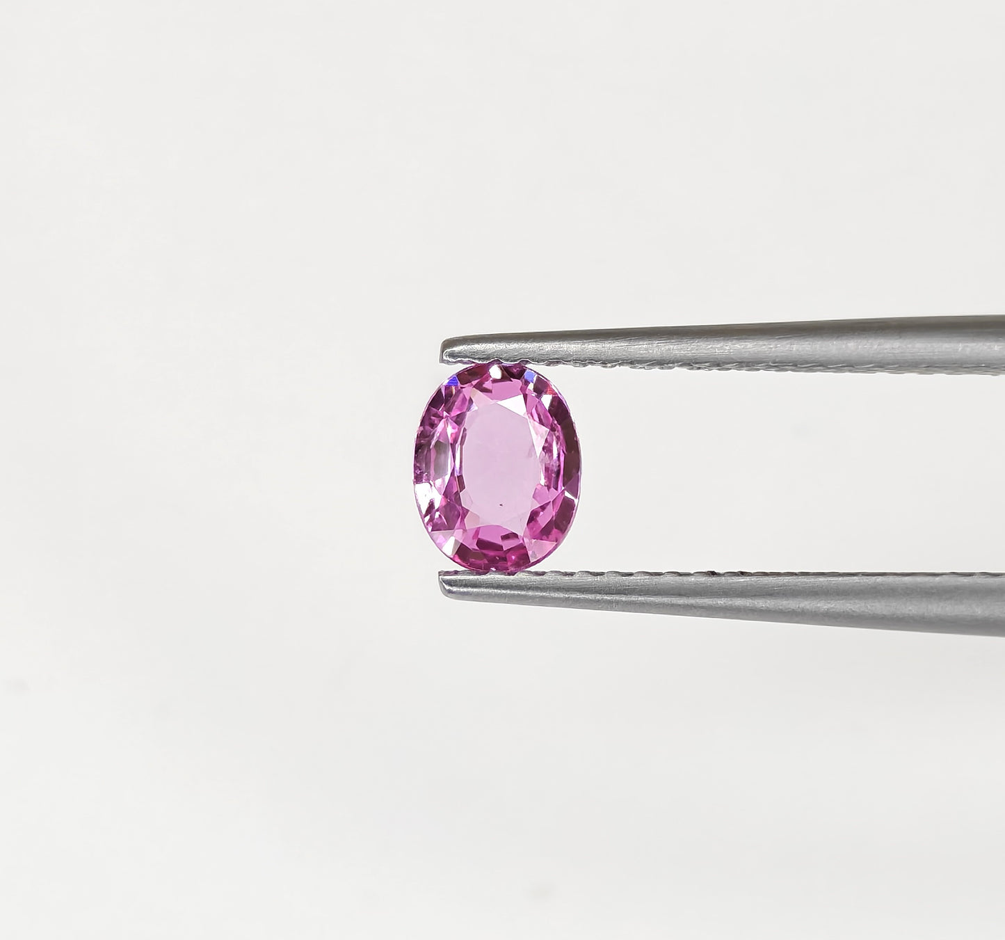 Natural Pink Sapphire Mozambique Oval 0.71 carat