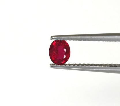 Natural Ruby Mozambique Oval 0.5 carat