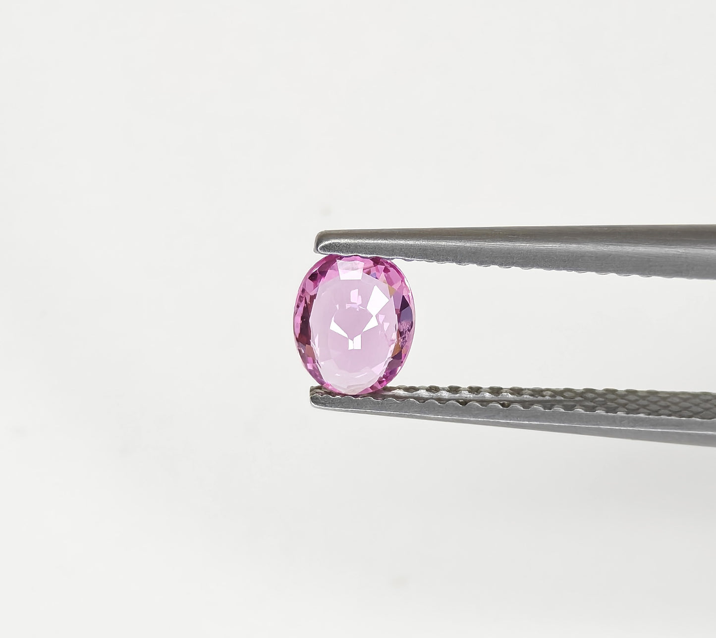 Natural Pink Sapphire Mozambique Oval 0.71 carat