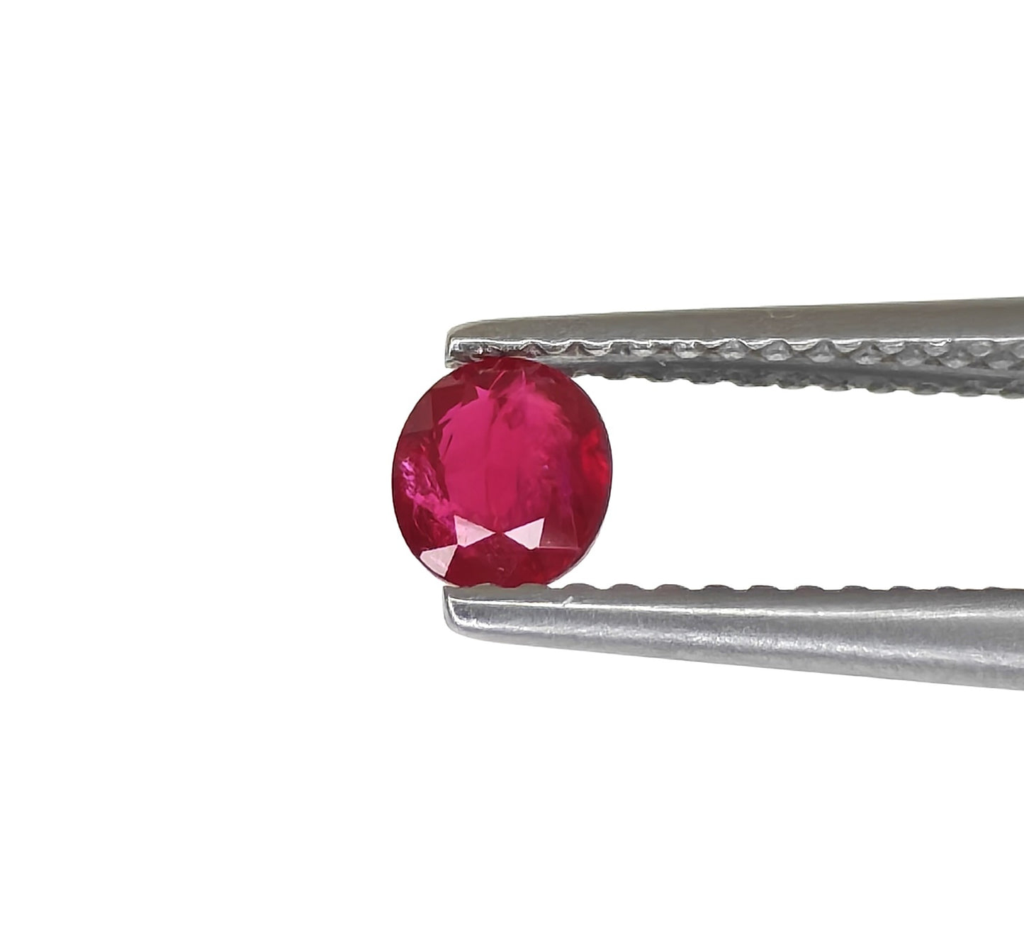 Natural Ruby Mozambique Oval 0.42 carat