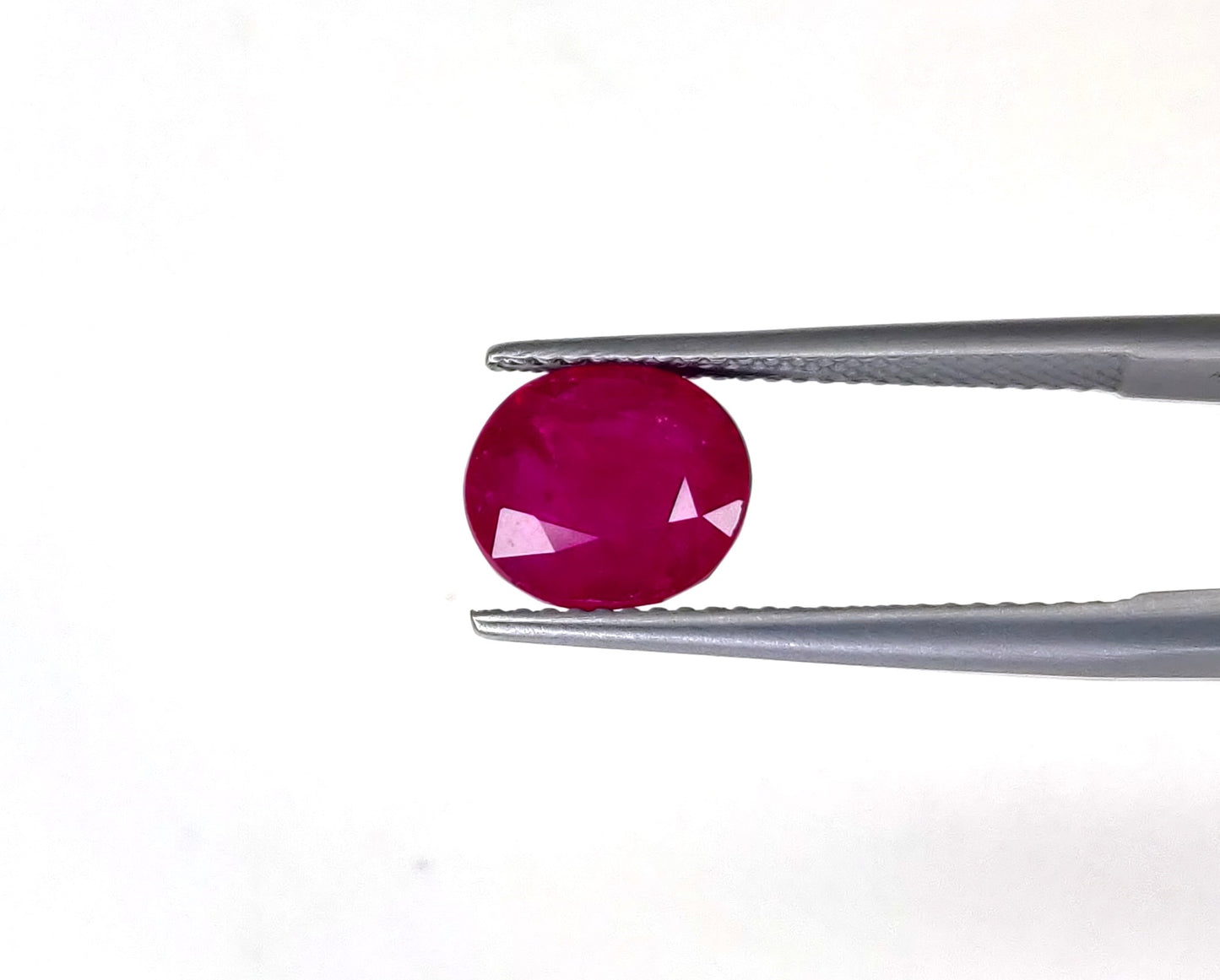 Natural Ruby Mozambique Oval 3.83 carat