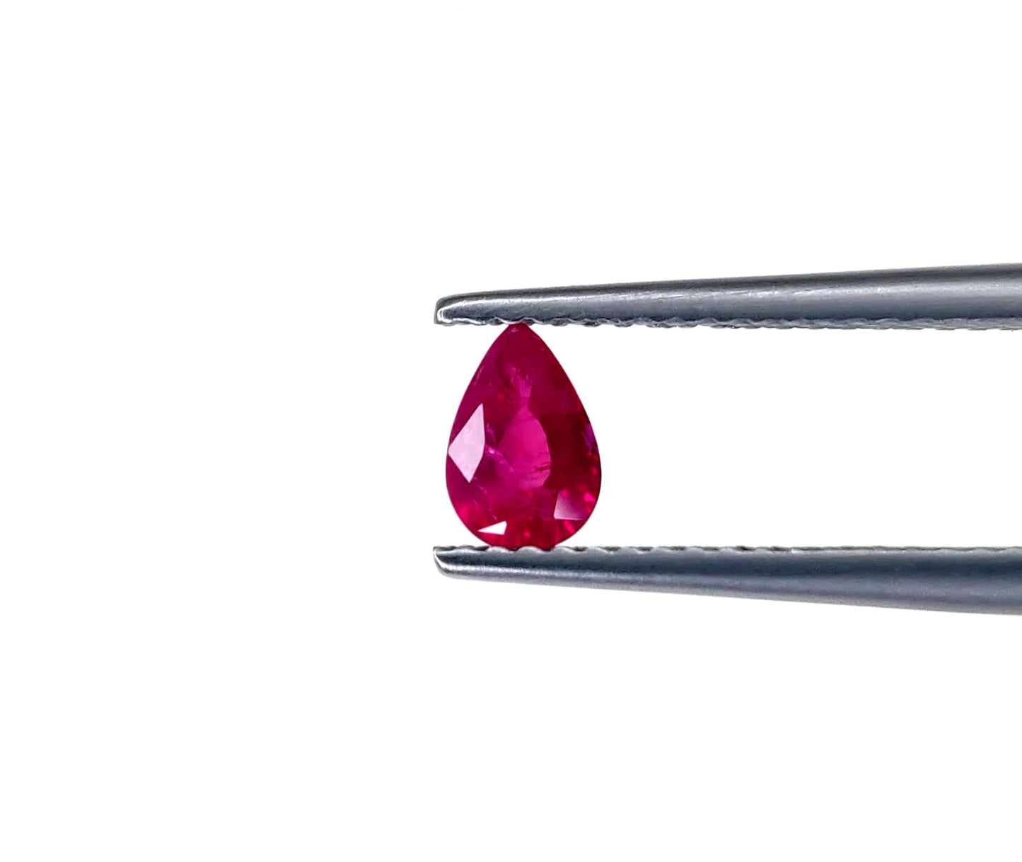 Natural Ruby Mozambique Pear 6x4 MM