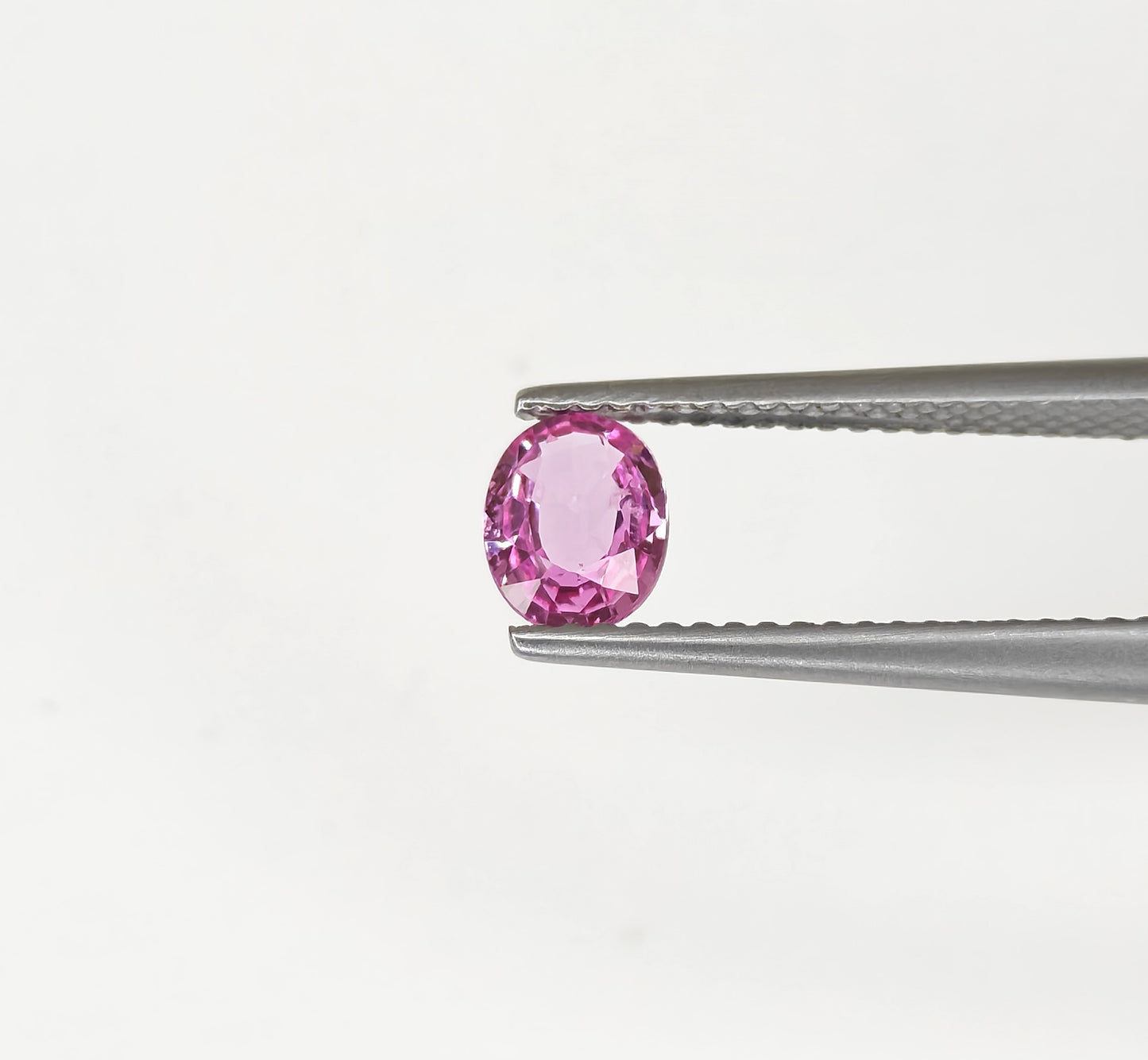 Natural Pink Sapphire Mozambique Oval 0.71 carat