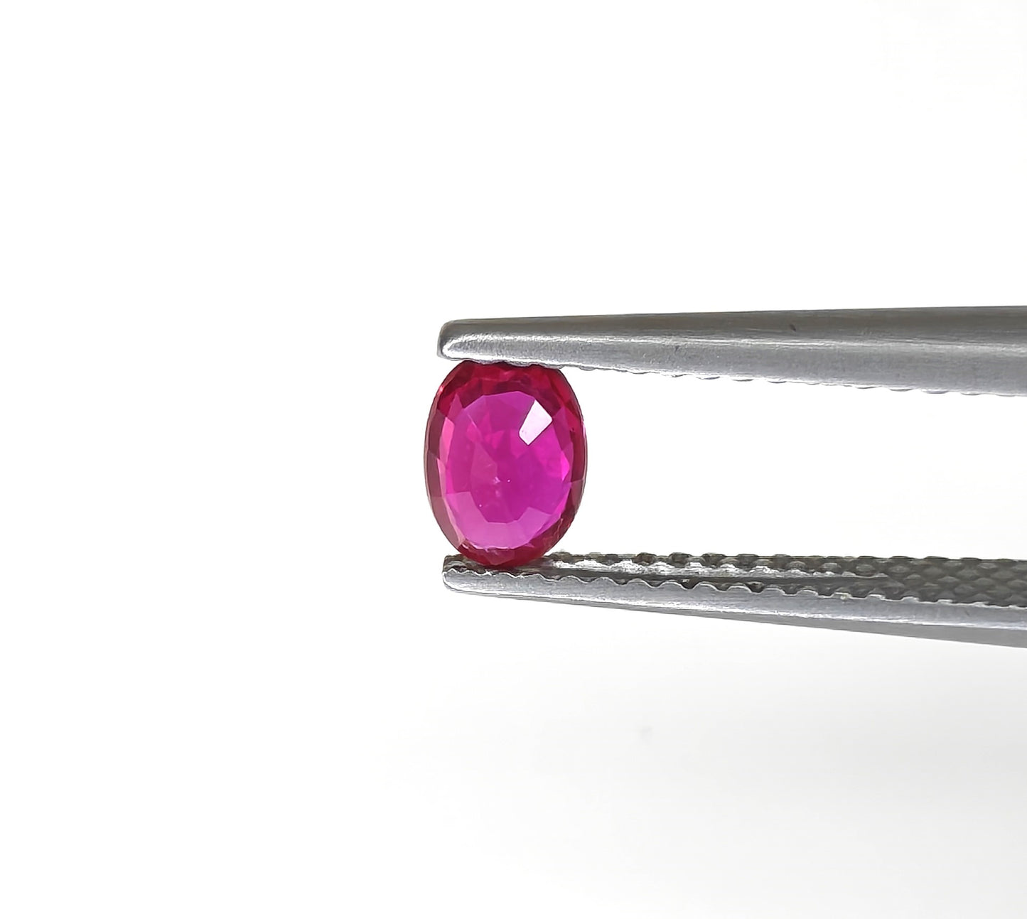 Natural Ruby Mozambique Oval 0.55 carat
