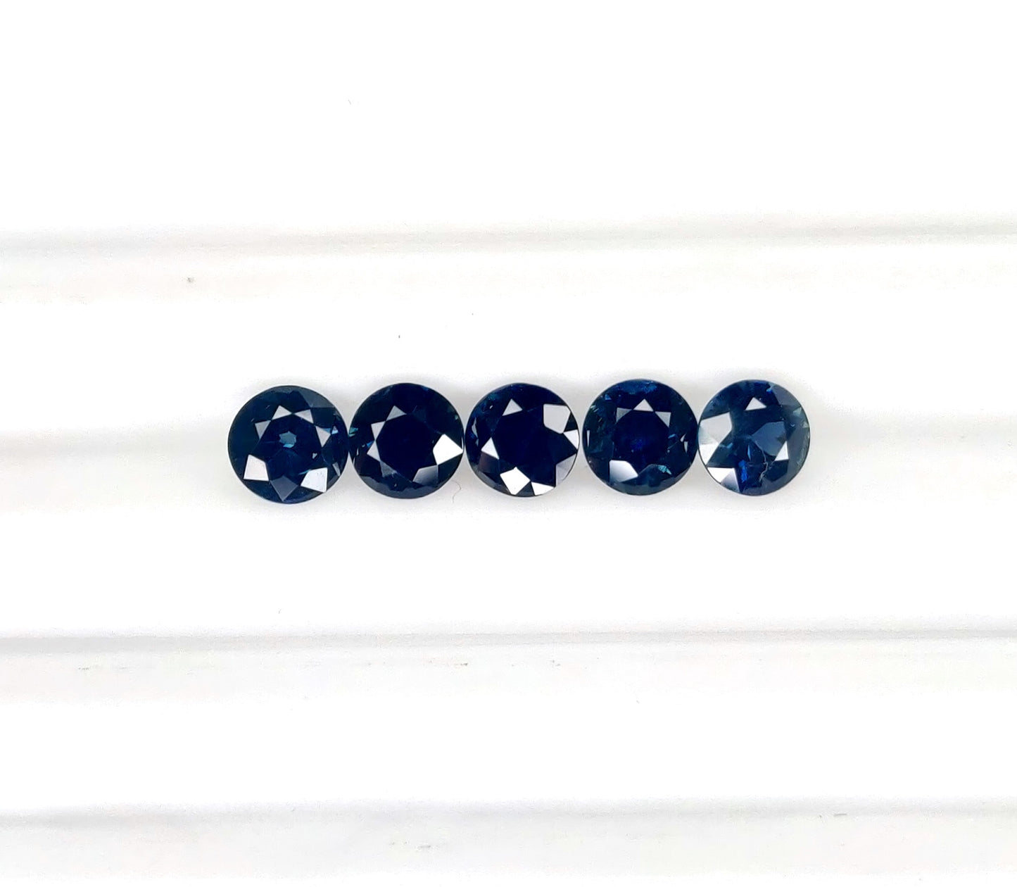 Natural Blue Sapphire  Australia Round 4.5 MM