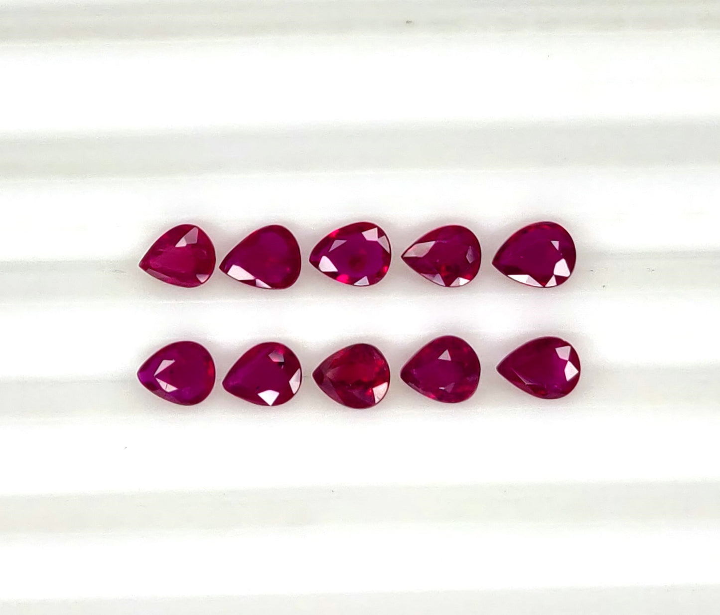 Natural Ruby Mozambique Pear 5x4 MM