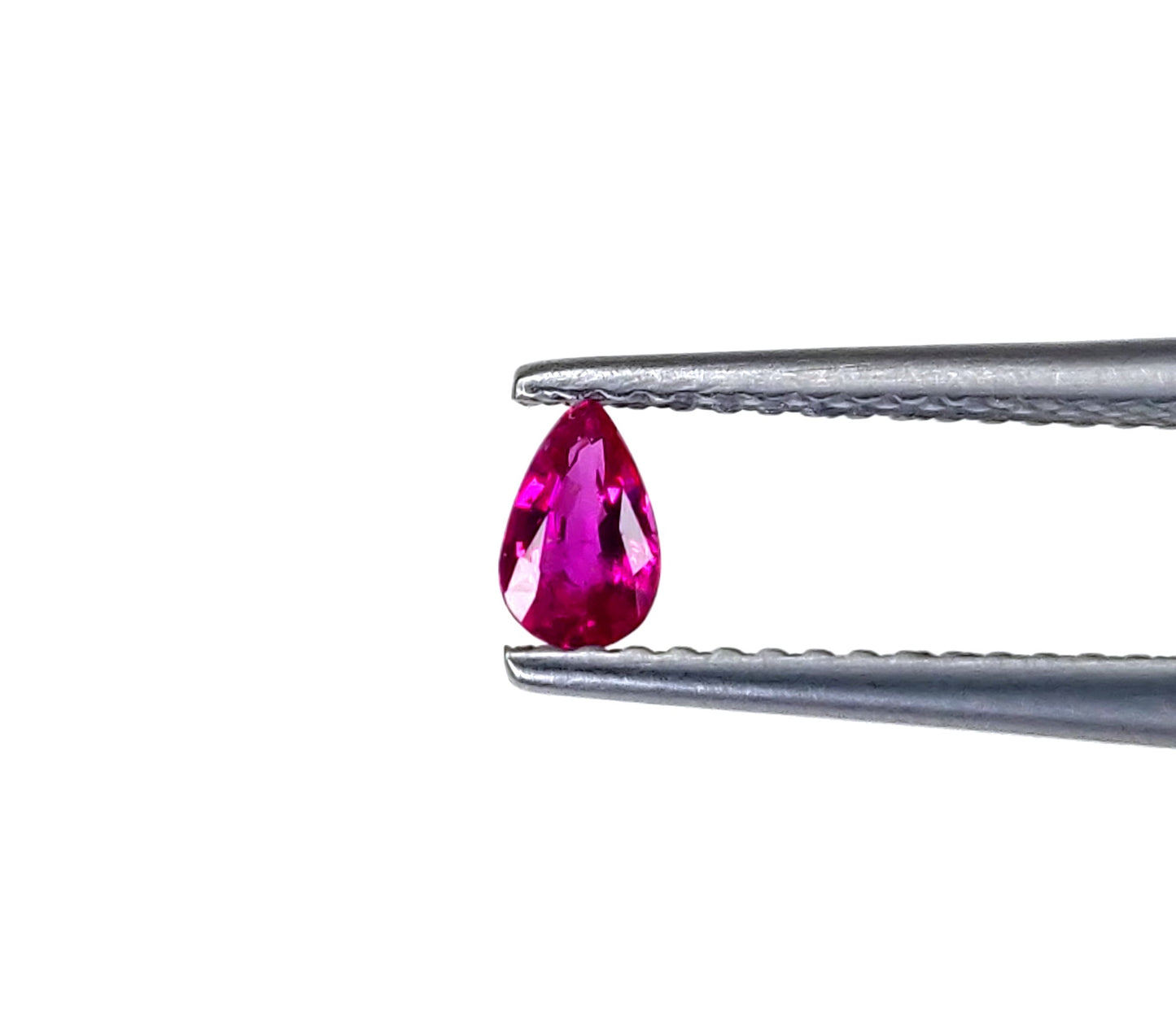 Natural Ruby Mozambique Pear 5x3 MM
