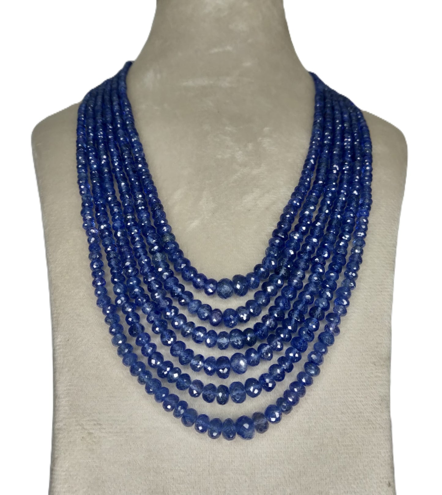 Natural Blue Sapphire Bangkok Round Beads 694.20 Carat