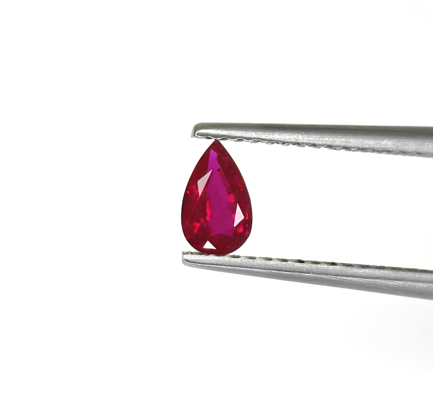 Natural Ruby Mozambique Pear 0.39 carat