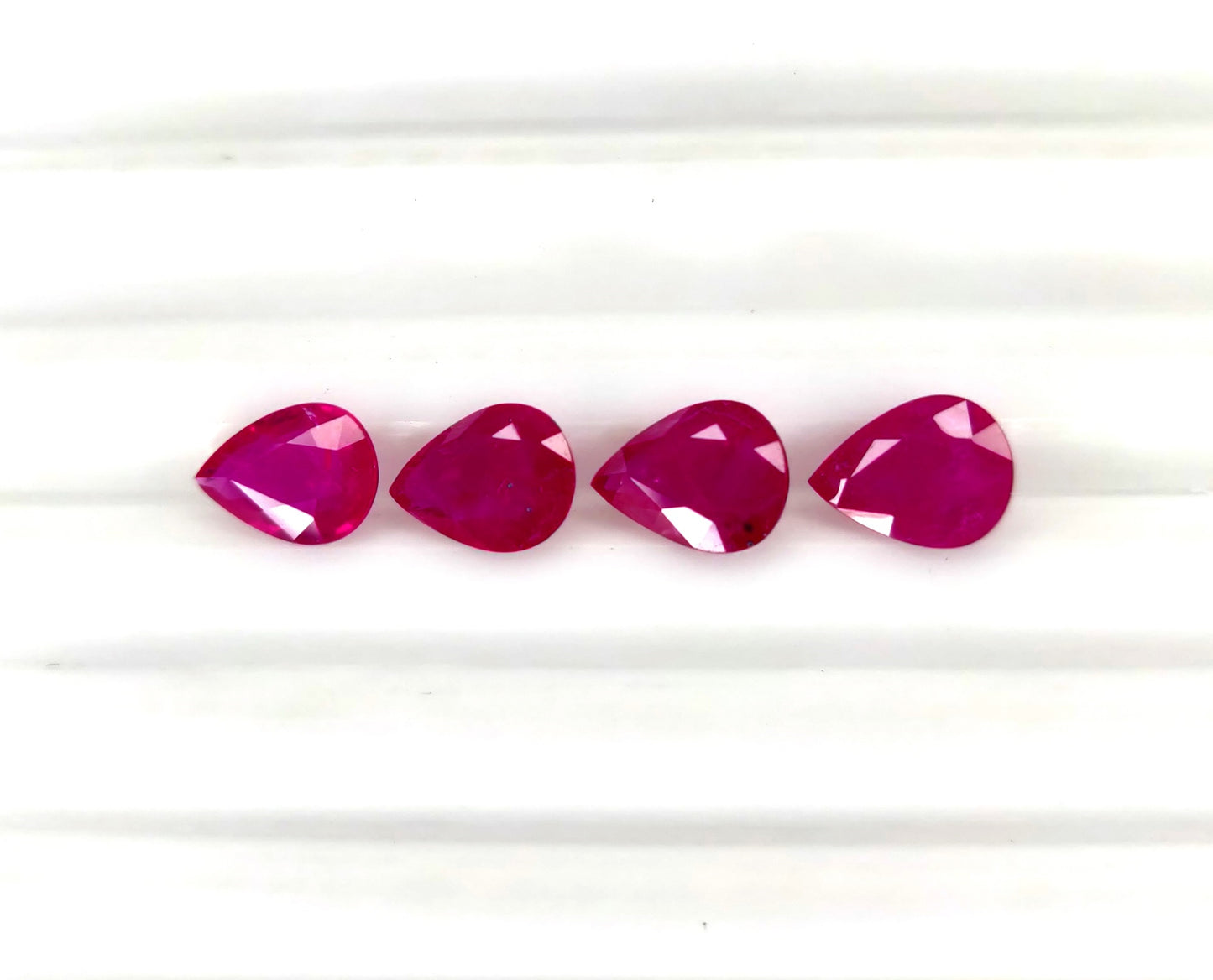 Natural Ruby Mozambique Pear 8x6 MM