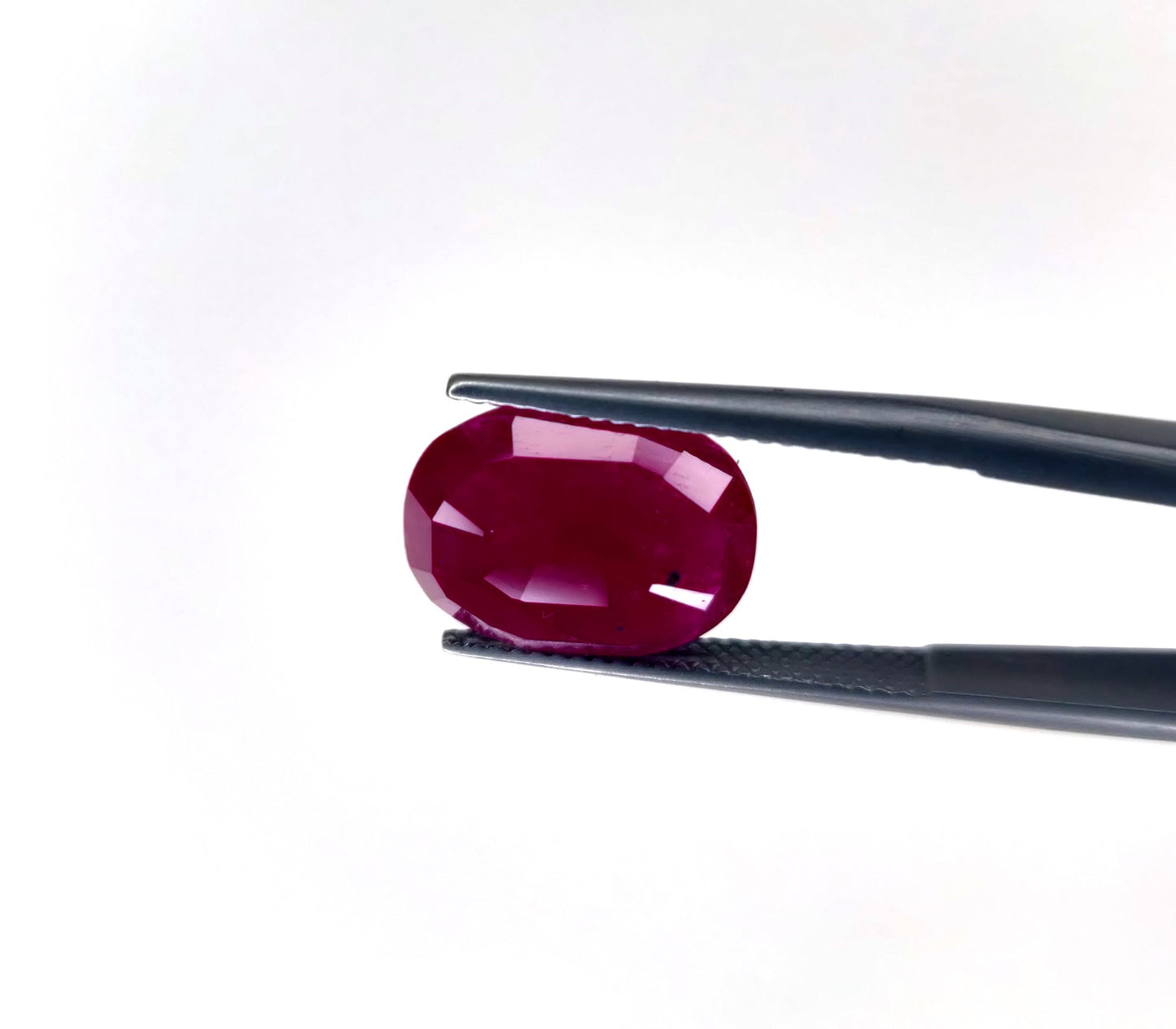Natural Ruby Mozambique Oval 8.14 carat