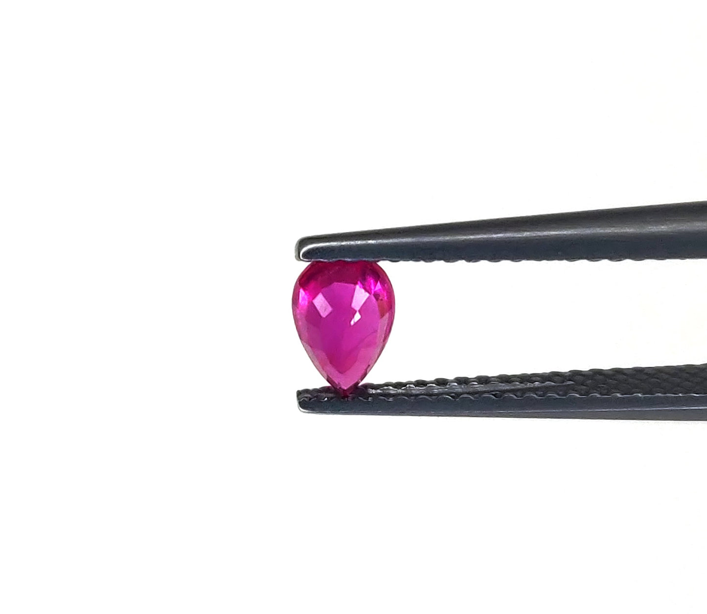 Natural Ruby Mozambique Pear 6x4 MM