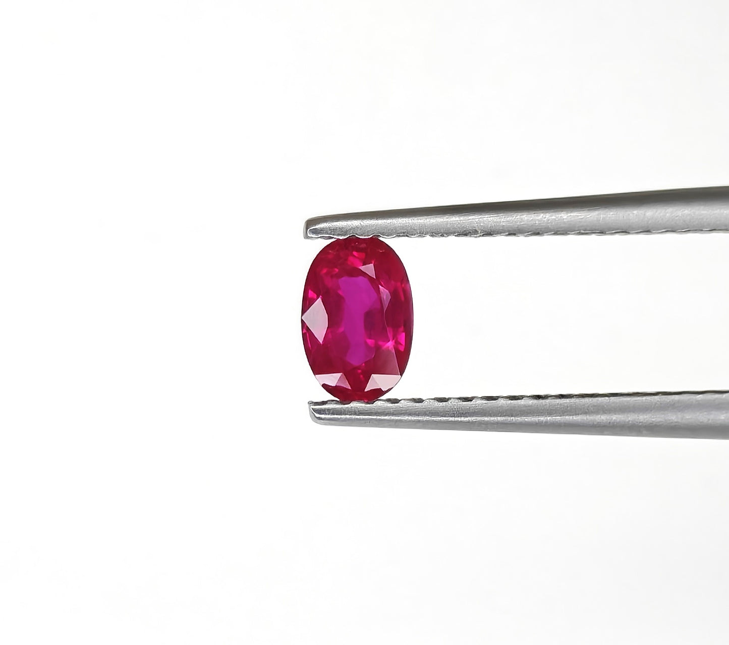 Natural Ruby Mozambique Oval 0.53 carat