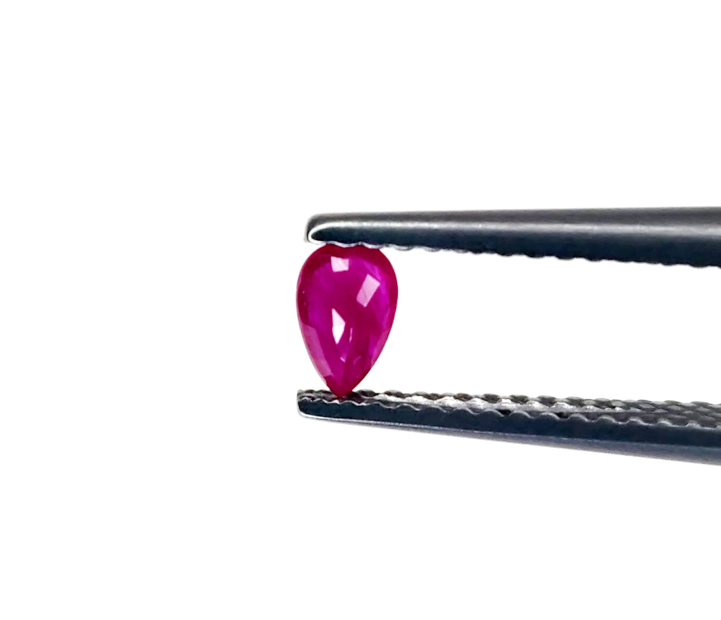 Natural Ruby Mozambique Pear 5x3 MM