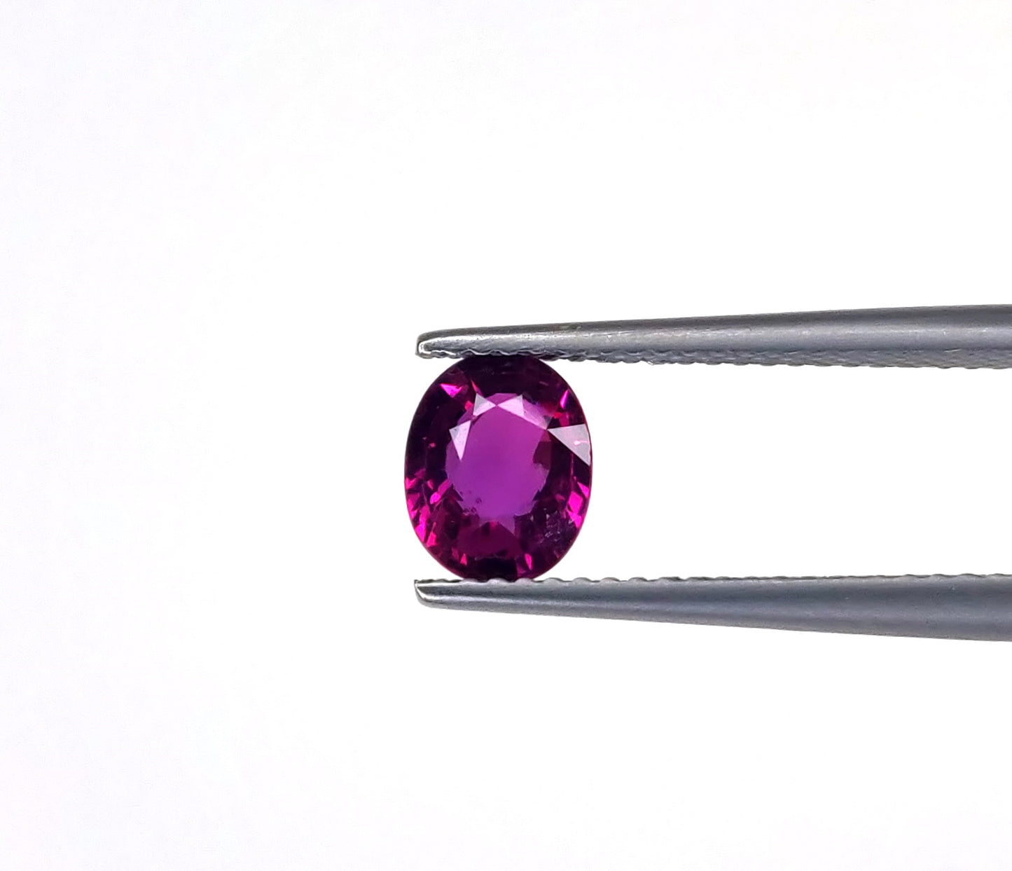 Natural Ruby Mozambique Oval 1.16 carat