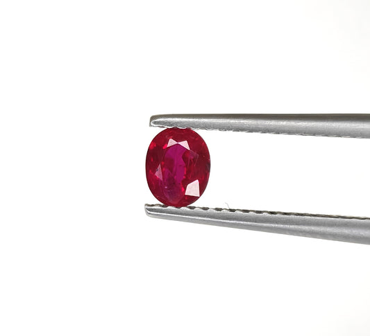 Natural Ruby Mozambique Oval 0.5 carat