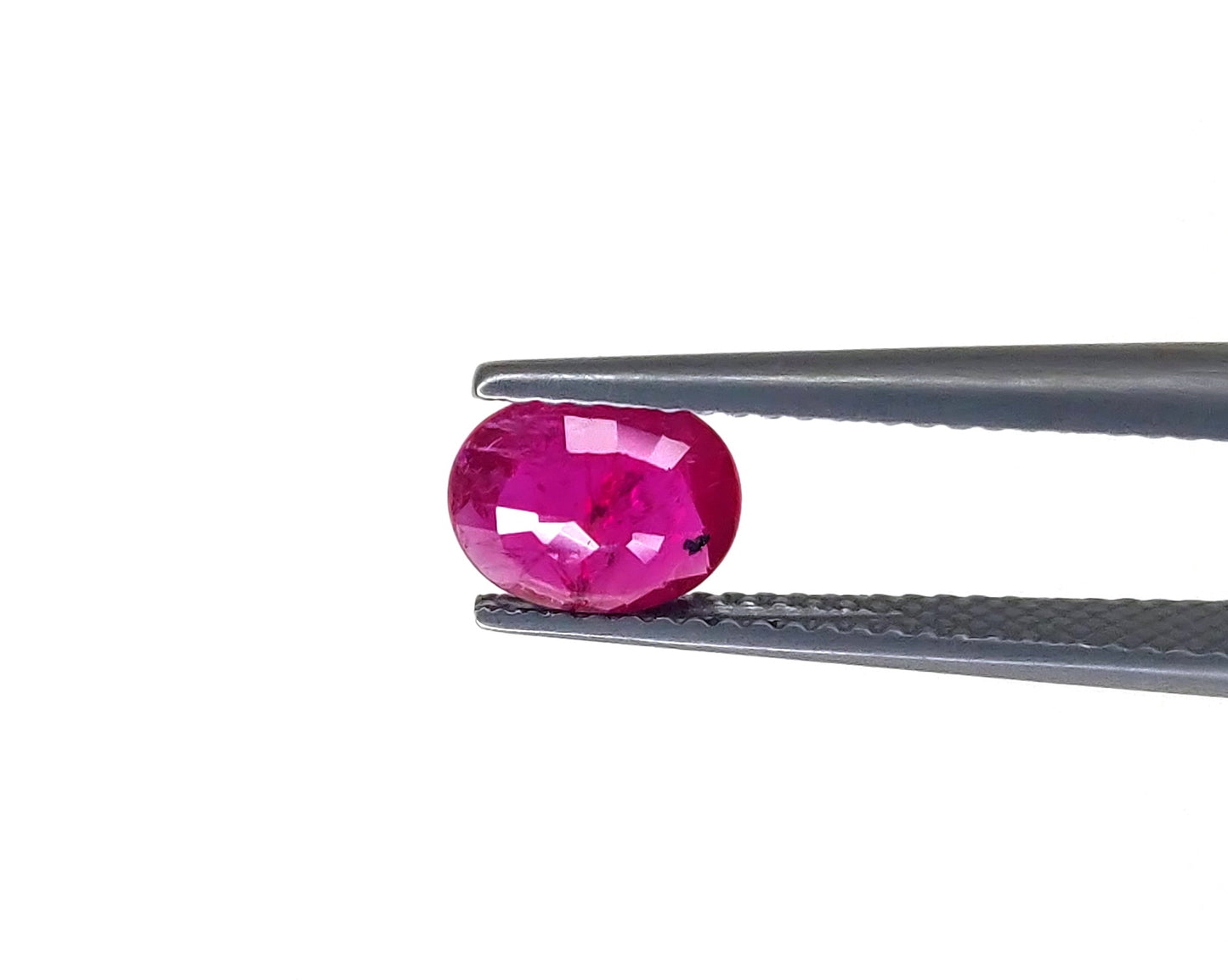 Natural Ruby Mozambique Oval 1.21 carat